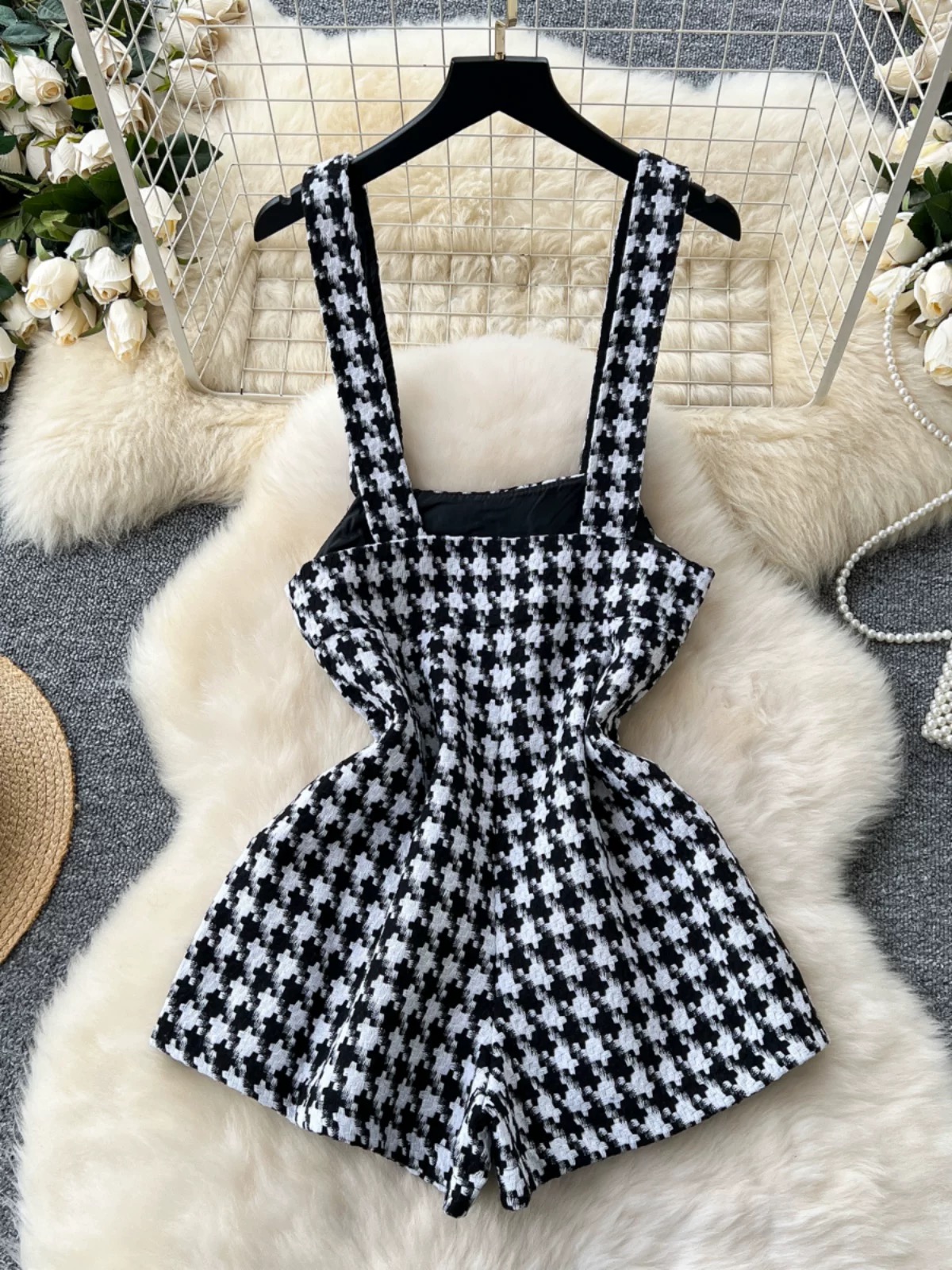 Up close plaid romper RJS116 images